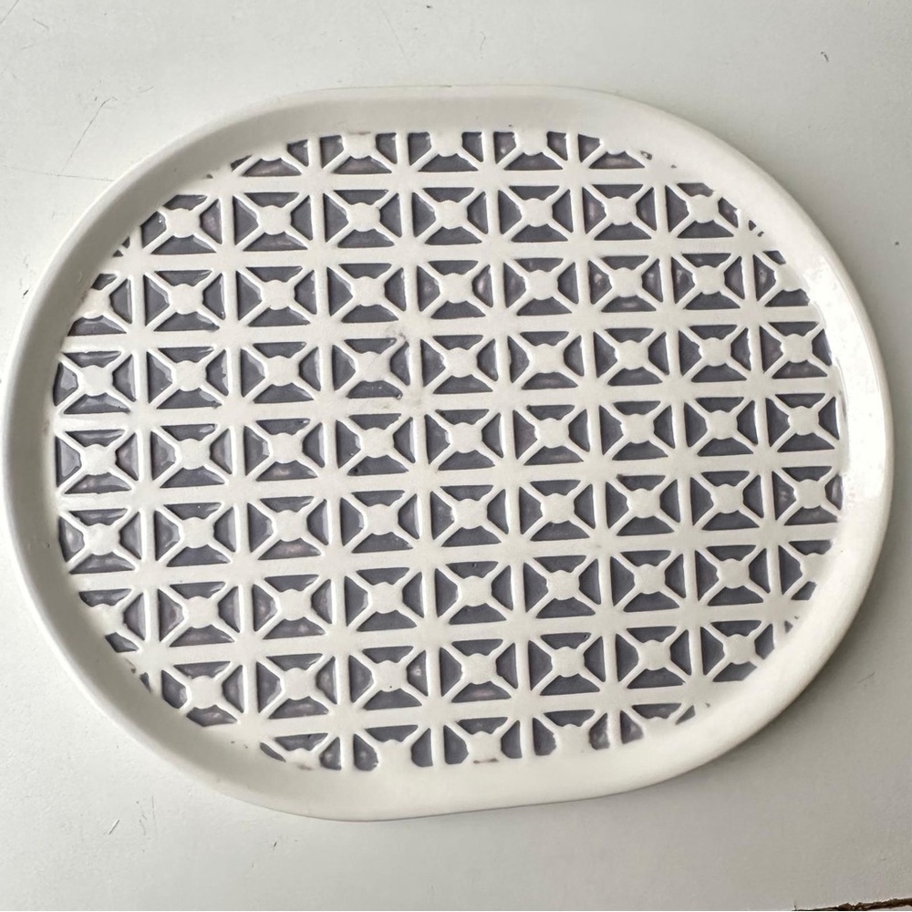 Place & Time White Ceramic Oval Platter Lattice Geometric Pattern 10" x 8" JOANN